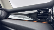 MINI Hatchback 1.5 Cooper Classic 3dr Auto Petrol Hatchback